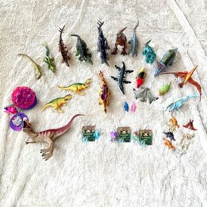 Dinosaur Toy Figurine Dino Gold bundle